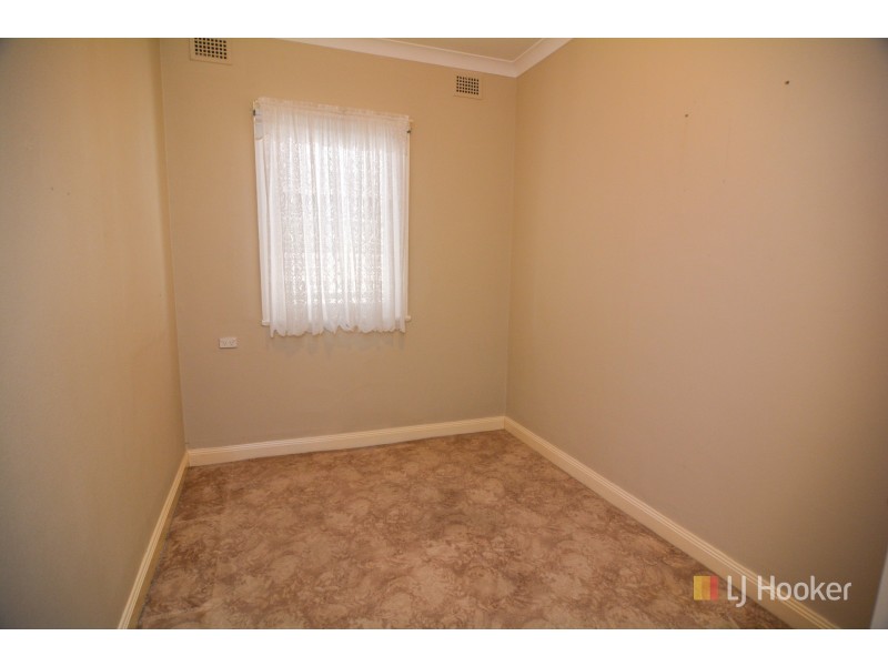 96 Calero Street, Lithgow NSW 2790