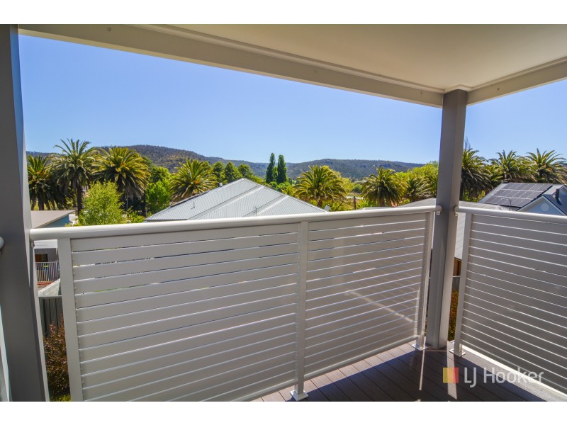 7B Cura Close, Lithgow NSW 2790