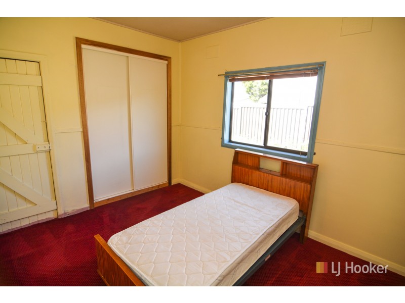 5 Amiens Street, Lithgow NSW 2790