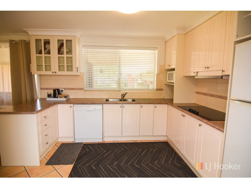 66 Enfield Avenue, Lithgow NSW 2790