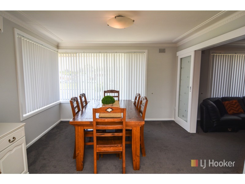 66 Enfield Avenue, Lithgow NSW 2790