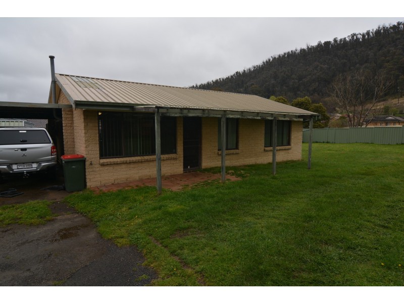 4/37 Atkinson Street, Lithgow NSW 2790