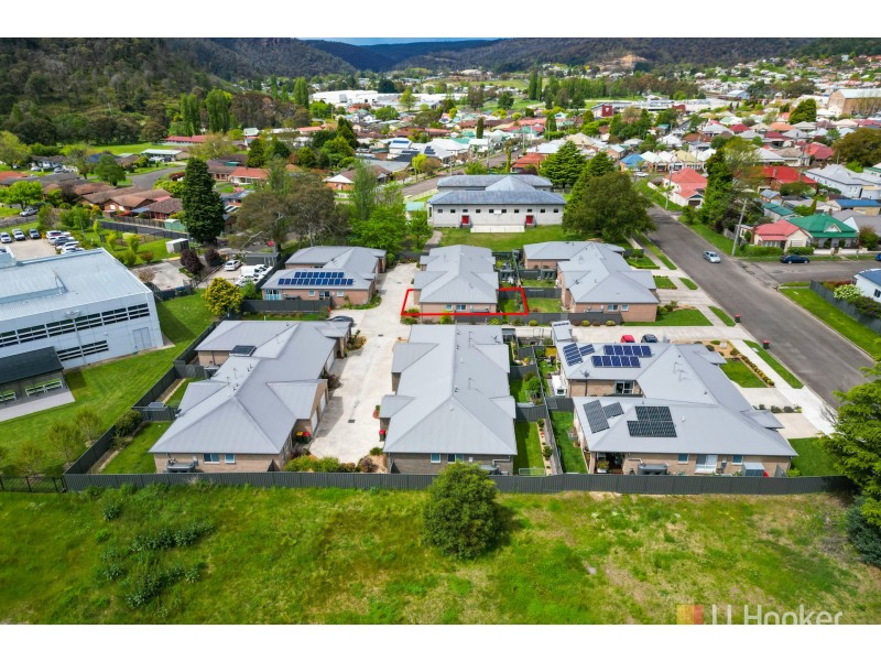 11/15 Hoskins Avenue, Lithgow NSW 2790