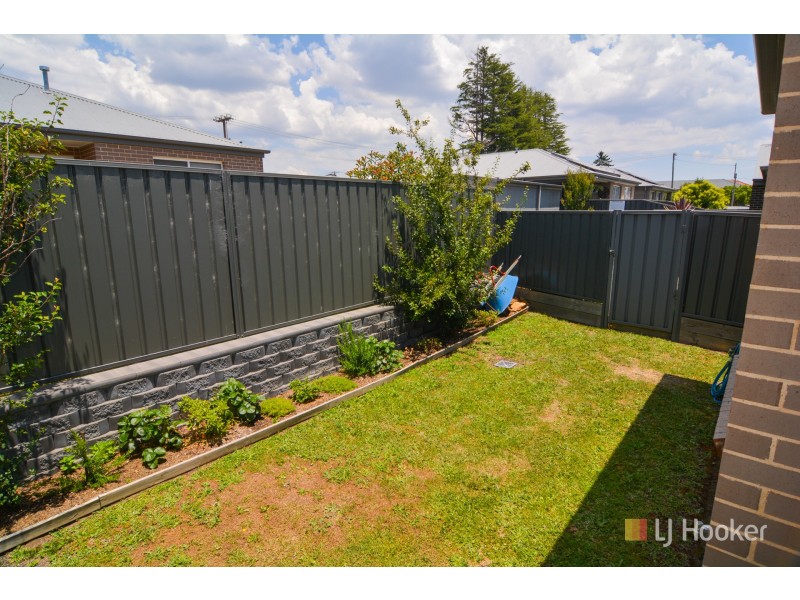 11/15 Hoskins Avenue, Lithgow NSW 2790
