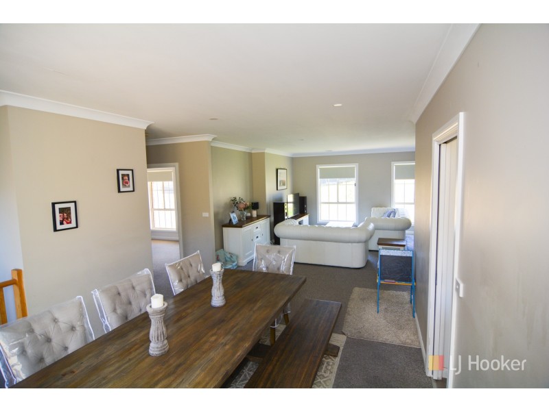 2 Kirby Avenue, Lithgow NSW 2790
