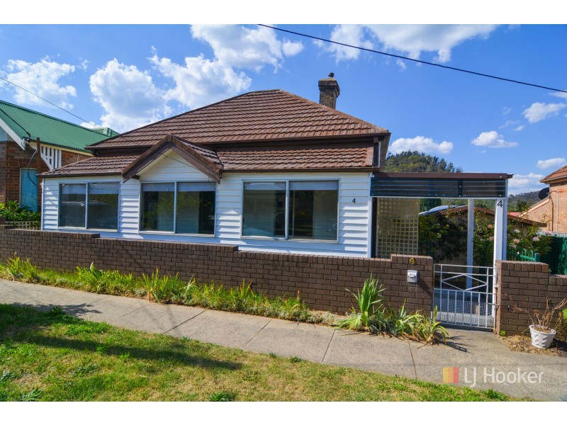 4 Read Avenue, Lithgow NSW 2790