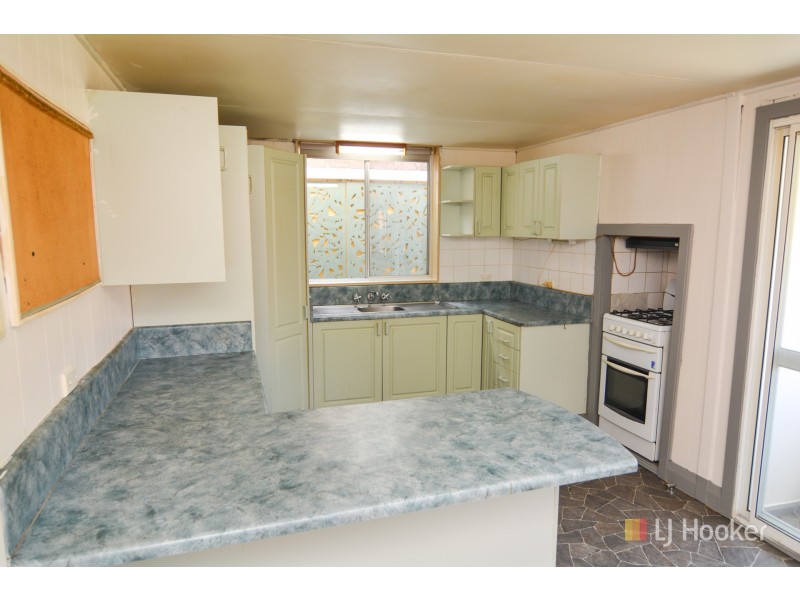 4 Read Avenue, Lithgow NSW 2790