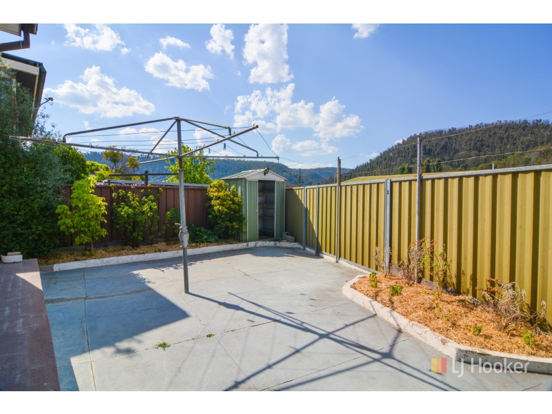4 Read Avenue, Lithgow NSW 2790