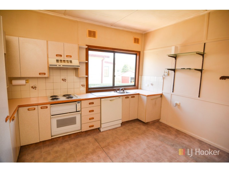 33 Tweed Road, Lithgow NSW 2790