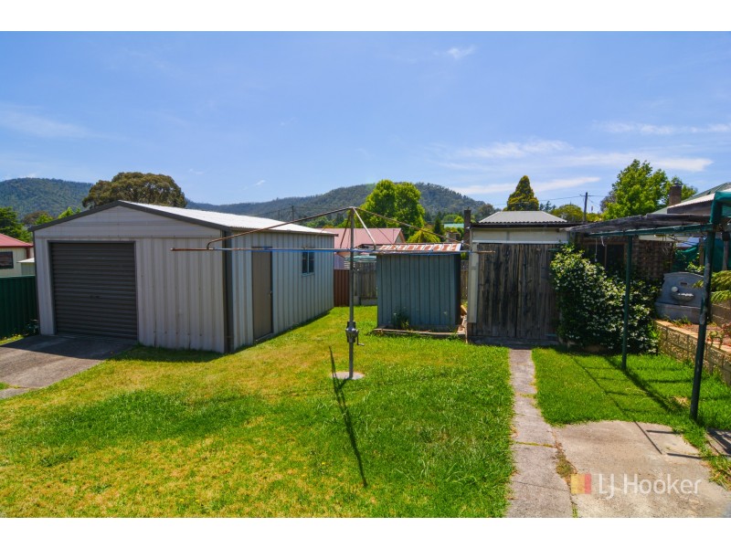 33 Tweed Road, Lithgow NSW 2790