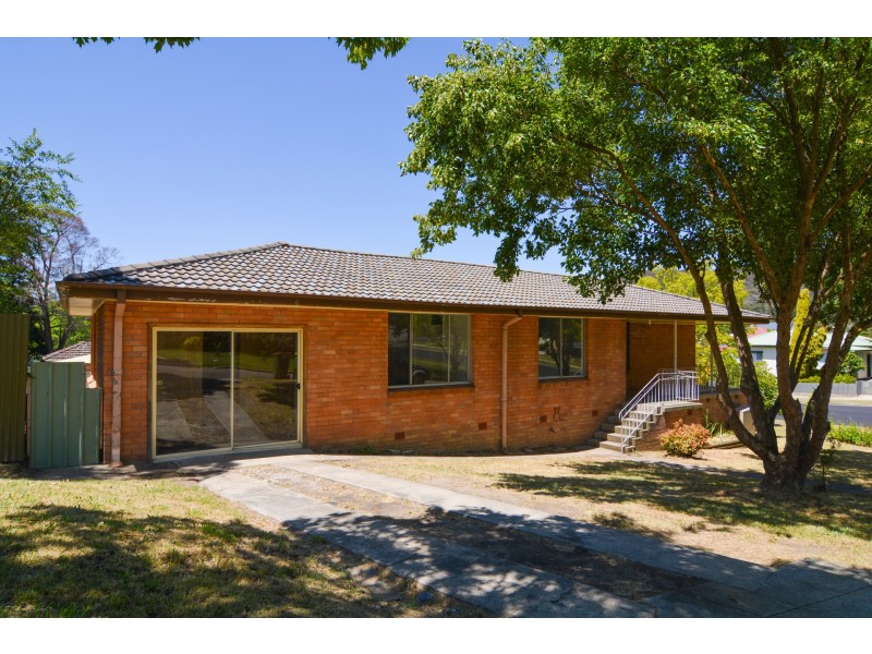 29 Amiens Street, Lithgow NSW 2790