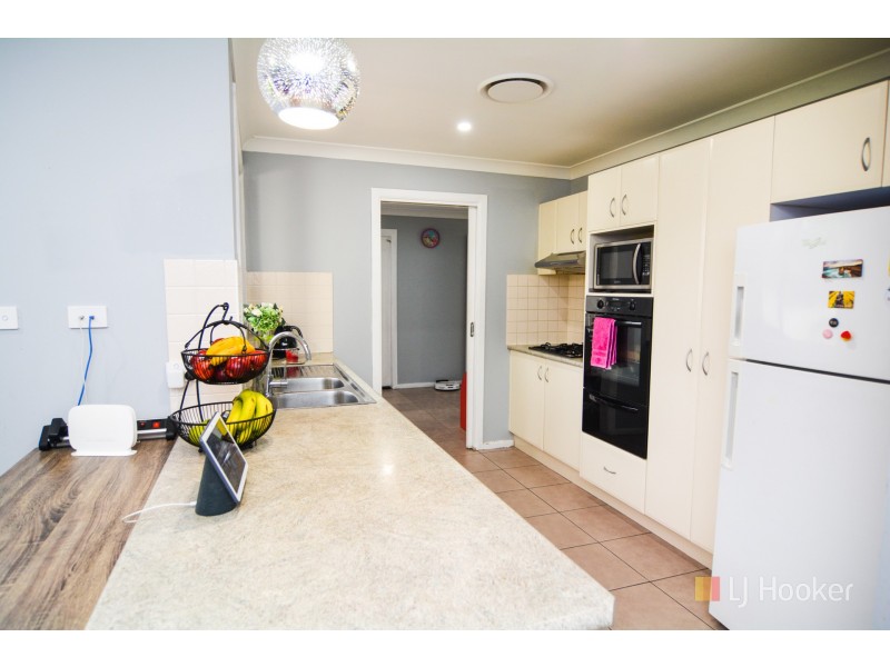 6 Acer Place, Lithgow NSW 2790