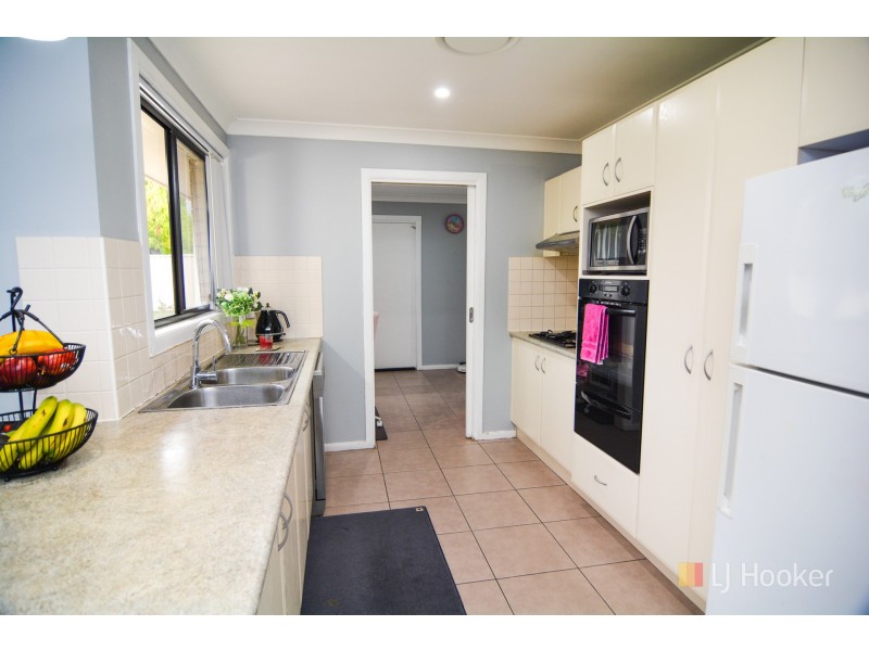 6 Acer Place, Lithgow NSW 2790