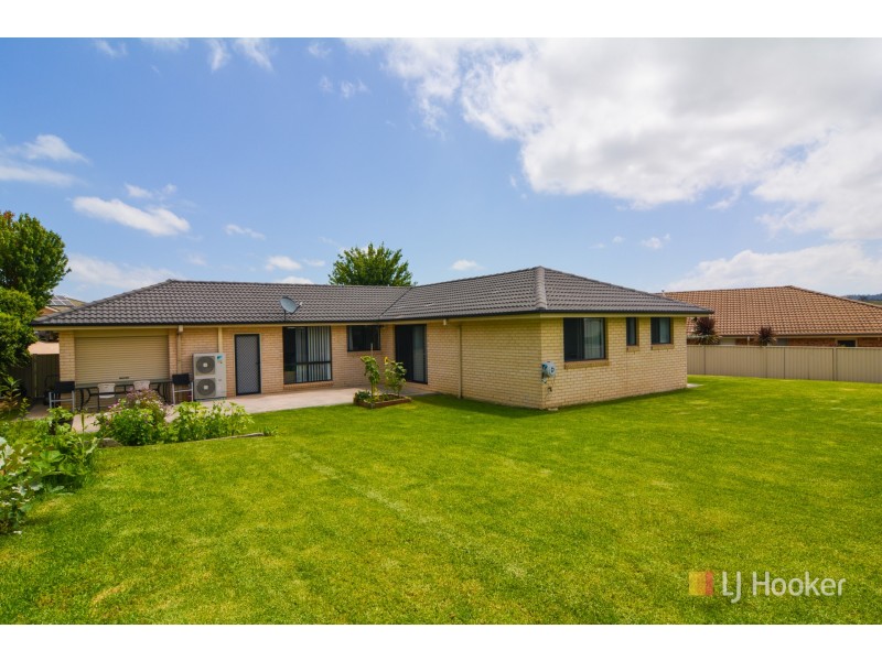 6 Acer Place, Lithgow NSW 2790
