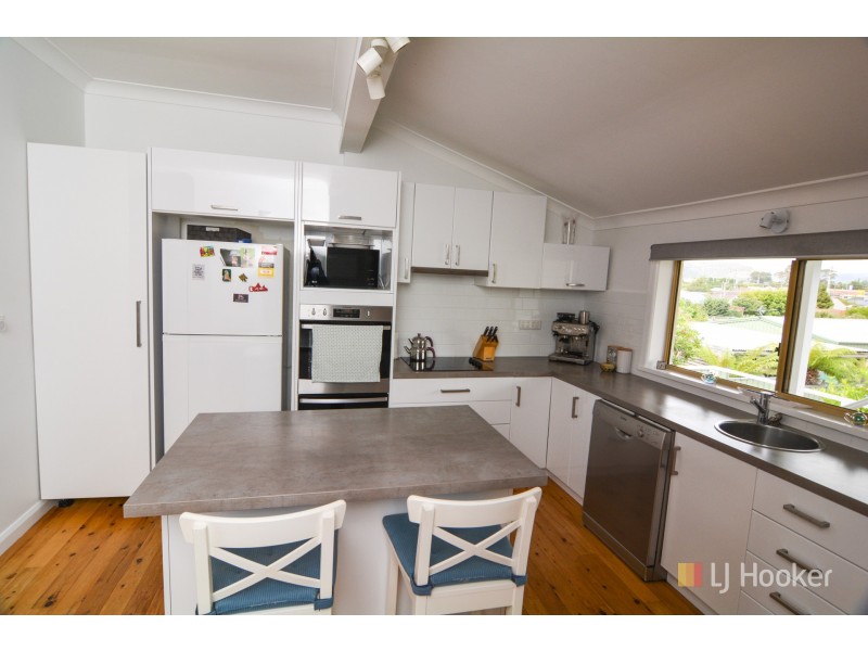 36 Musket Parade, Lithgow NSW 2790