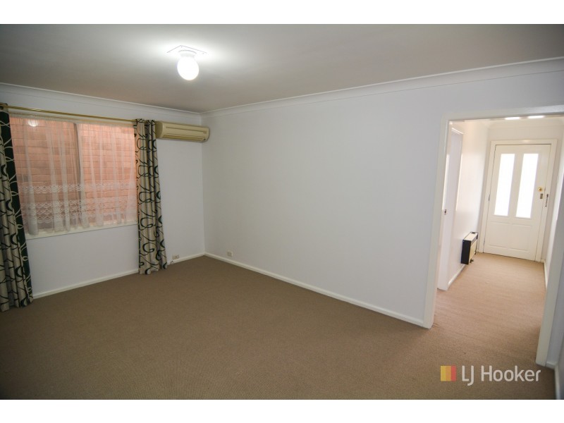 73 Inch Street, Lithgow NSW 2790