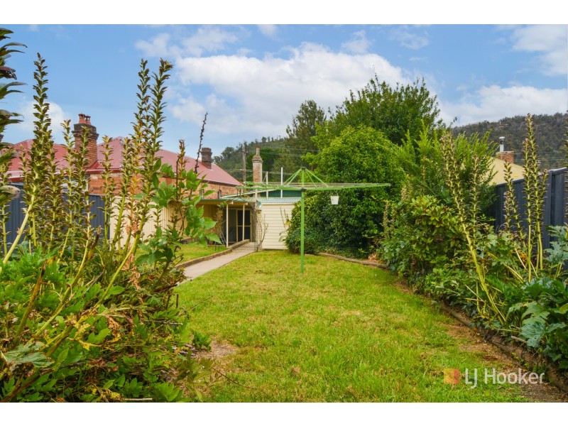 73 Inch Street, Lithgow NSW 2790