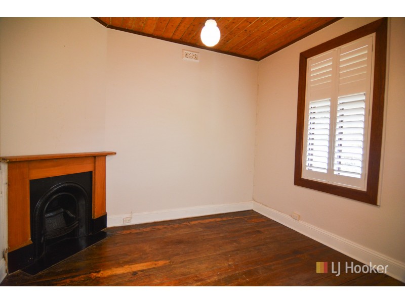 132 Macauley Street, Lithgow NSW 2790