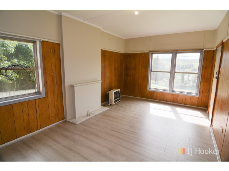 14 Stewart Street, Lithgow NSW 2790