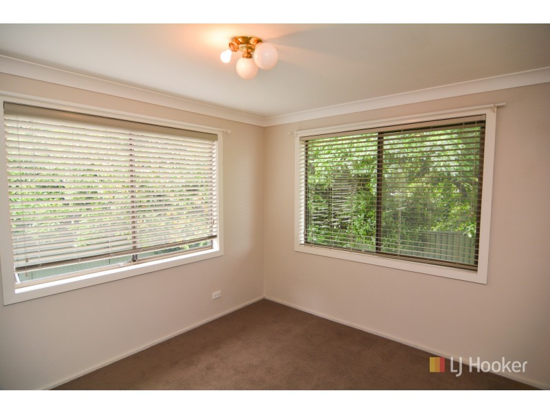 29 Maple Crescent, Lithgow NSW 2790