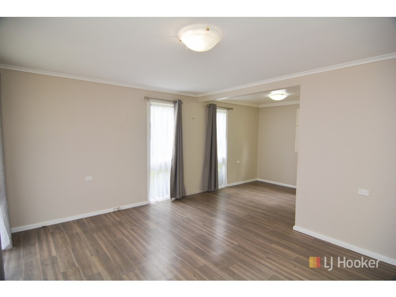 29 Maple Crescent, Lithgow NSW 2790