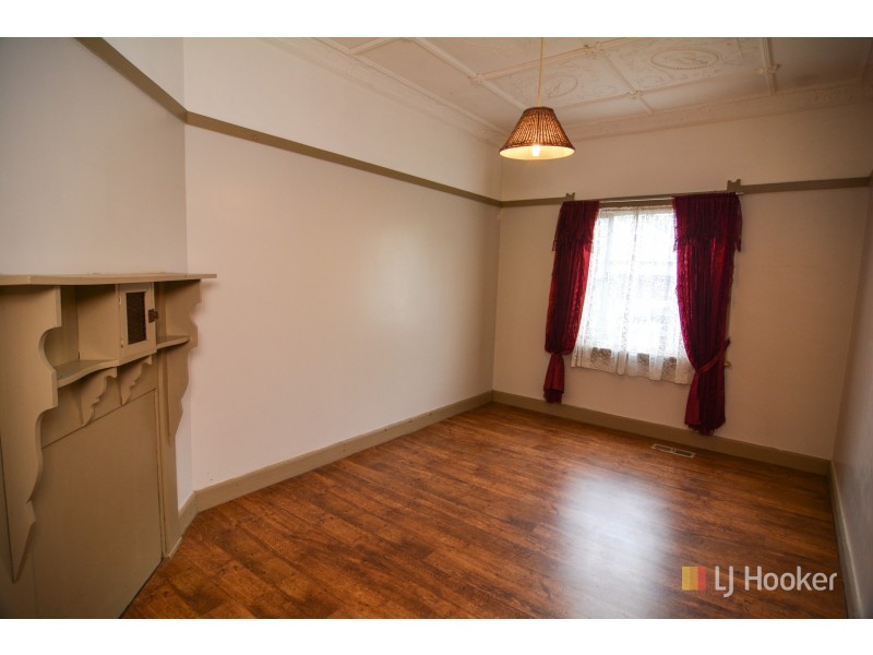 142 Hassans Walls Road, Lithgow NSW 2790