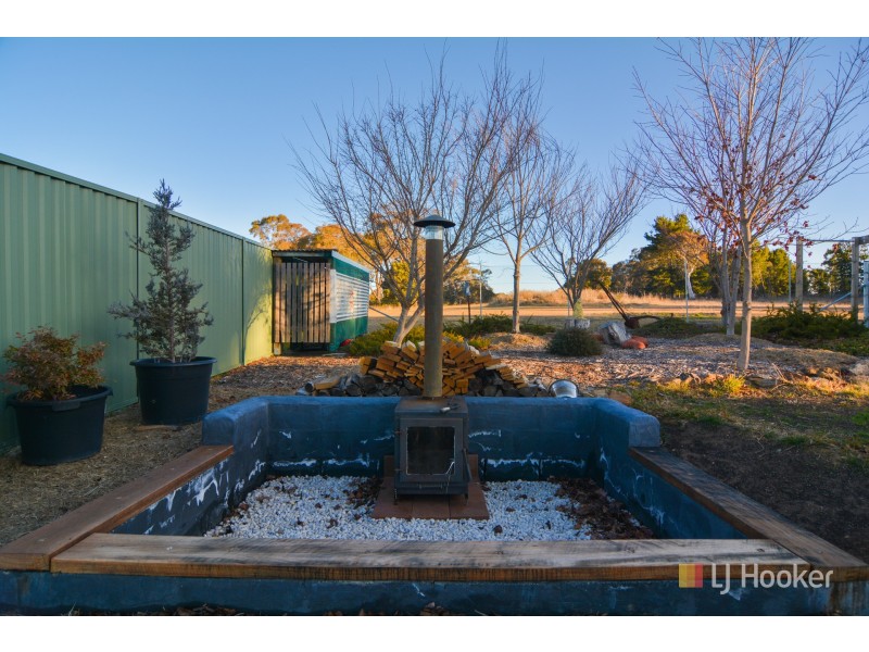 17 Bell Street, Portland NSW 2847