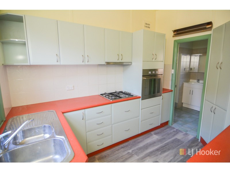 93 Calero Street, Lithgow NSW 2790