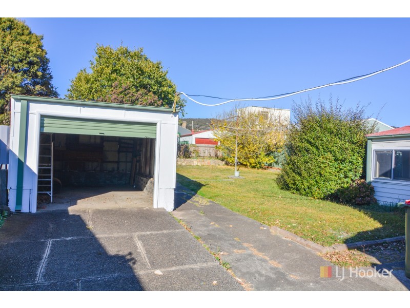 93 Calero Street, Lithgow NSW 2790