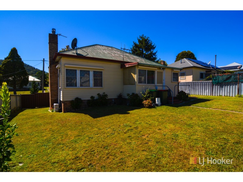 28 Stewart Street, Lithgow NSW 2790