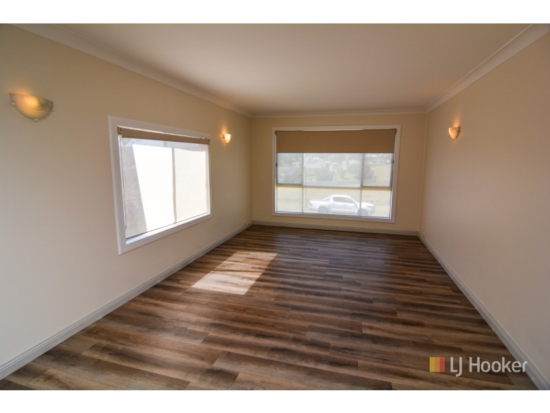35 Cary Avenue, Wallerawang NSW 2845