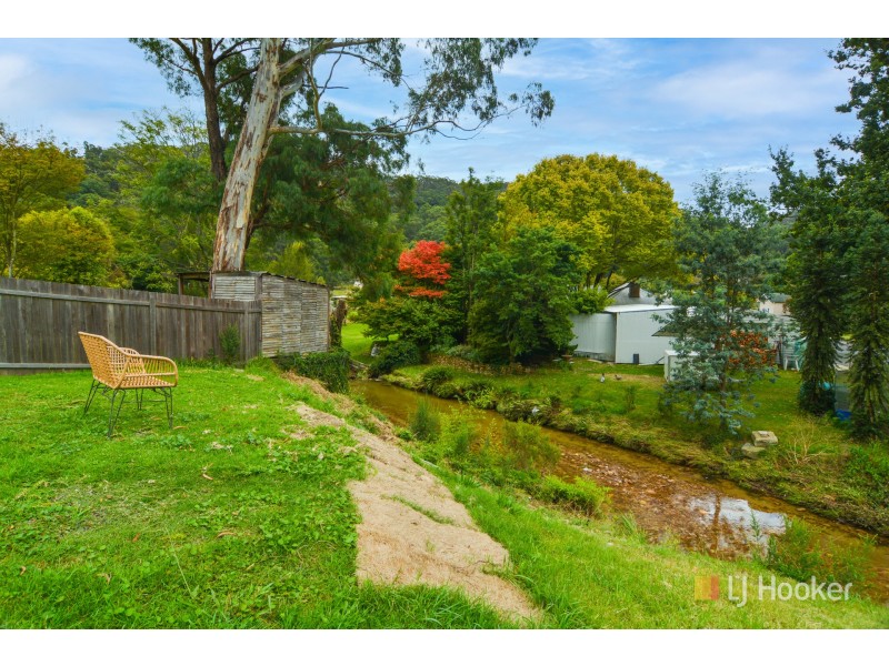 68 Bells Road, Lithgow NSW 2790