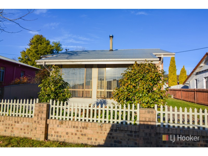 6 Passchendale Street, Lithgow NSW 2790