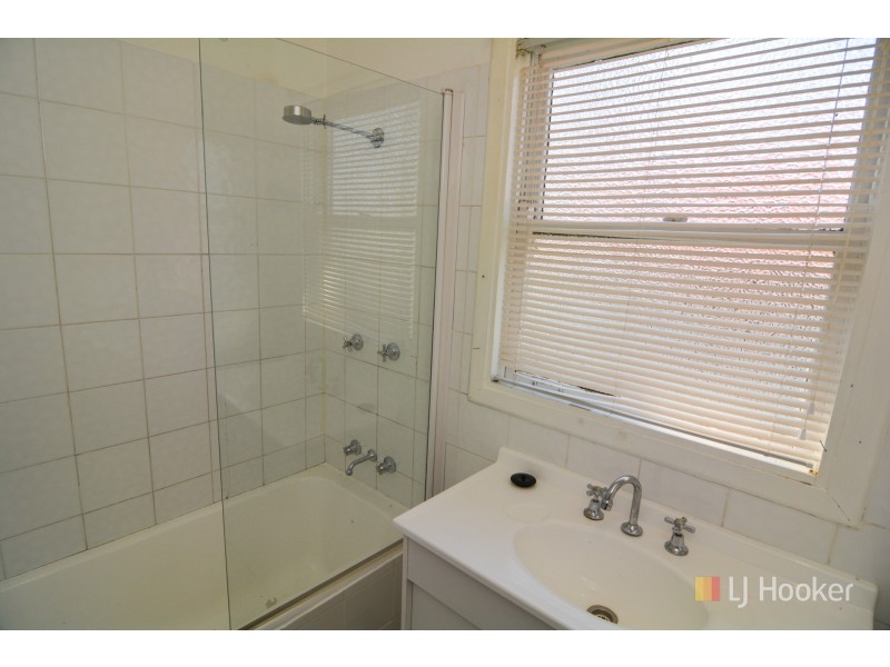 27 Hume Avenue, Wallerawang NSW 2845