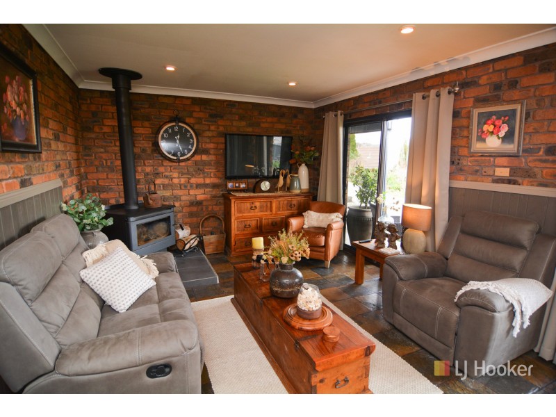 8 Walker Drive, Wallerawang NSW 2845