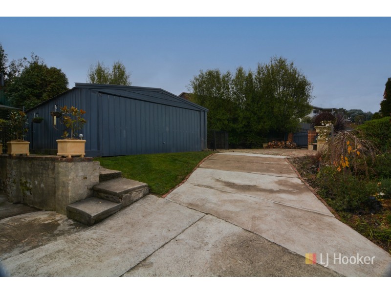 8 Walker Drive, Wallerawang NSW 2845