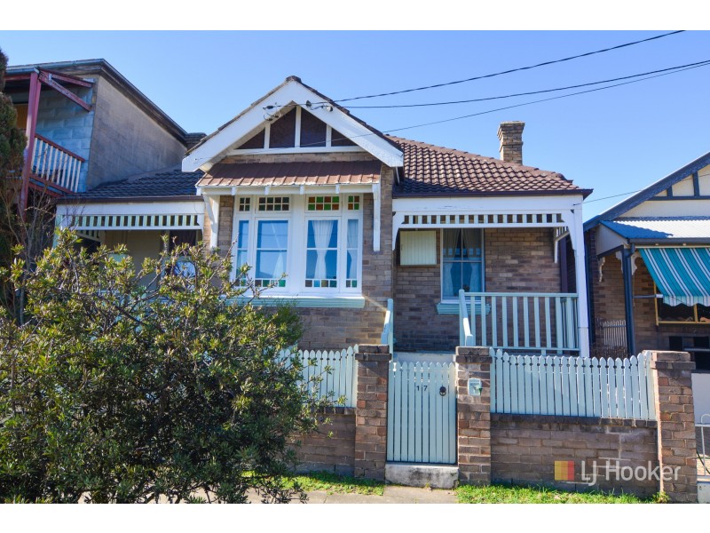 17 Hayley Street, Lithgow NSW 2790