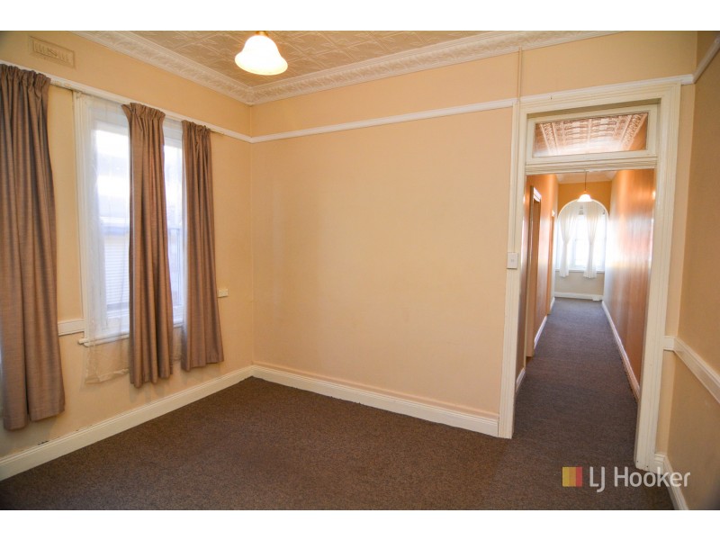 17 Hayley Street, Lithgow NSW 2790