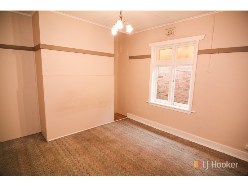 15 Brook Street, Lithgow NSW 2790