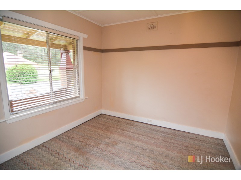 15 Brook Street, Lithgow NSW 2790