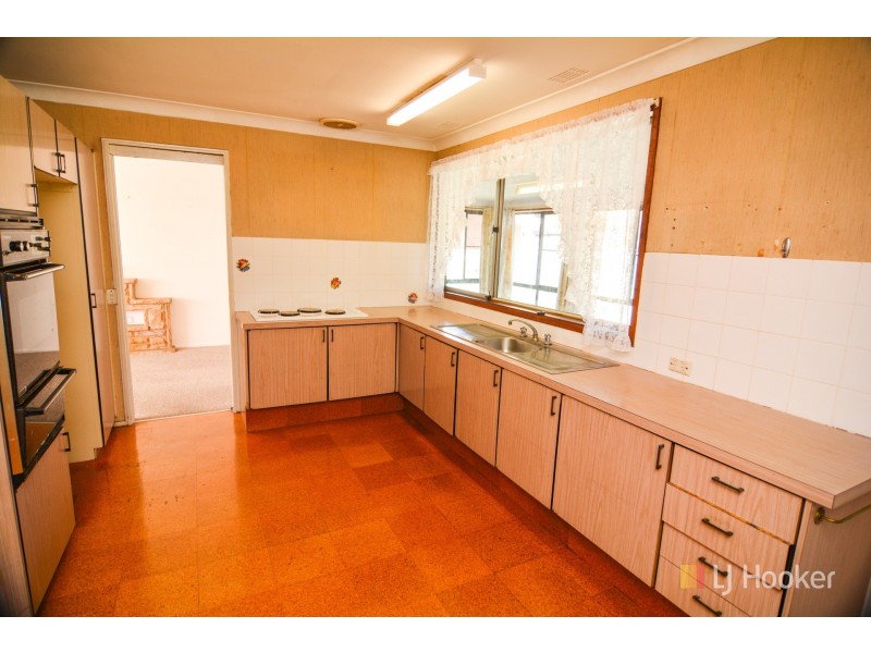 20 Wattle Grove, Lithgow NSW 2790