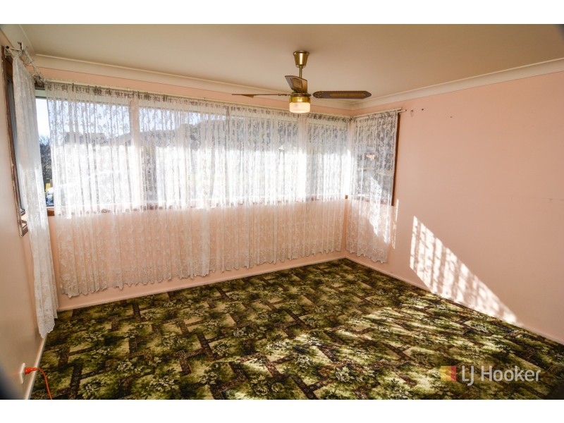 20 Wattle Grove, Lithgow NSW 2790