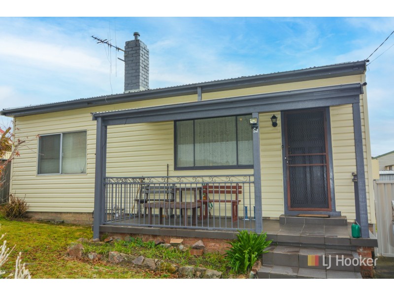 32 Inner Crescent, Lithgow NSW 2790