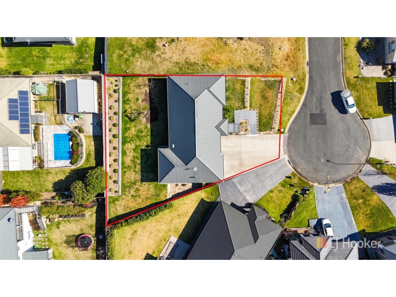 6 Shawcross Close, Lithgow NSW 2790