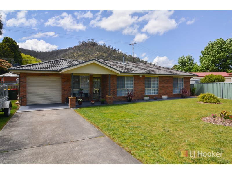 12 Mortlock Close, Lithgow NSW 2790