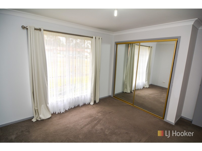 12 Mortlock Close, Lithgow NSW 2790