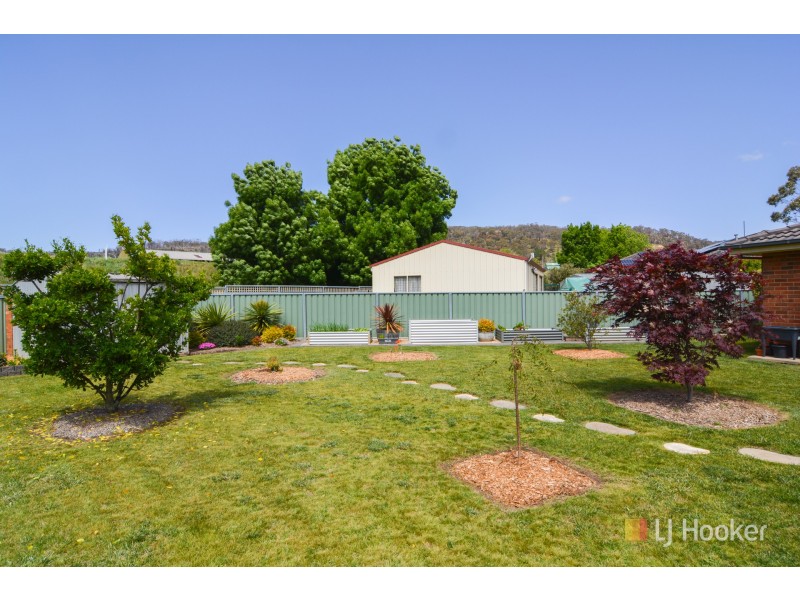 12 Mortlock Close, Lithgow NSW 2790