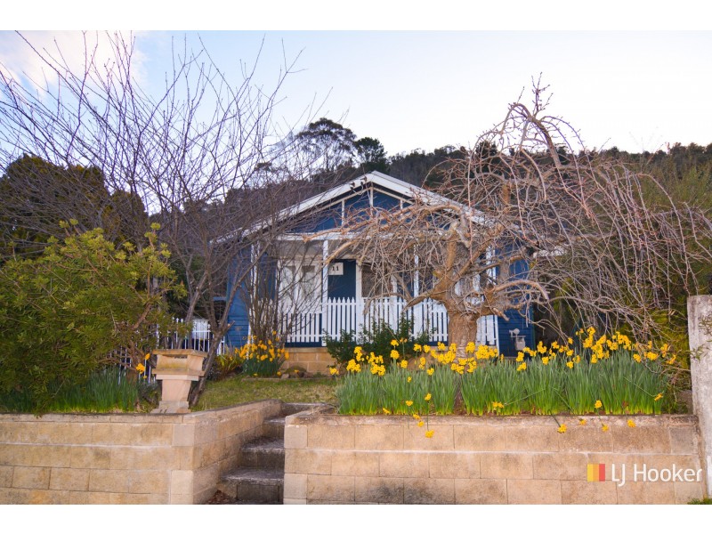 11 Hepburn Street, Lithgow NSW 2790