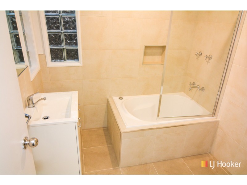 11 Hepburn Street, Lithgow NSW 2790