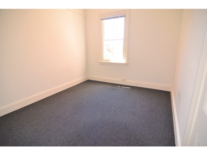 15 Waratah Street, Lithgow NSW 2790